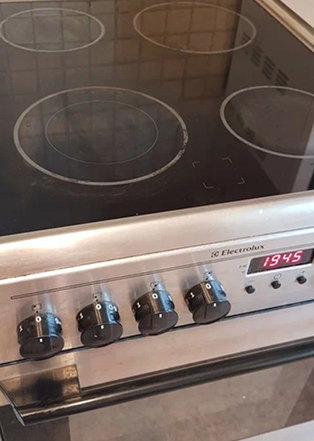 Электрическая плита Electrolux EKC54550OX